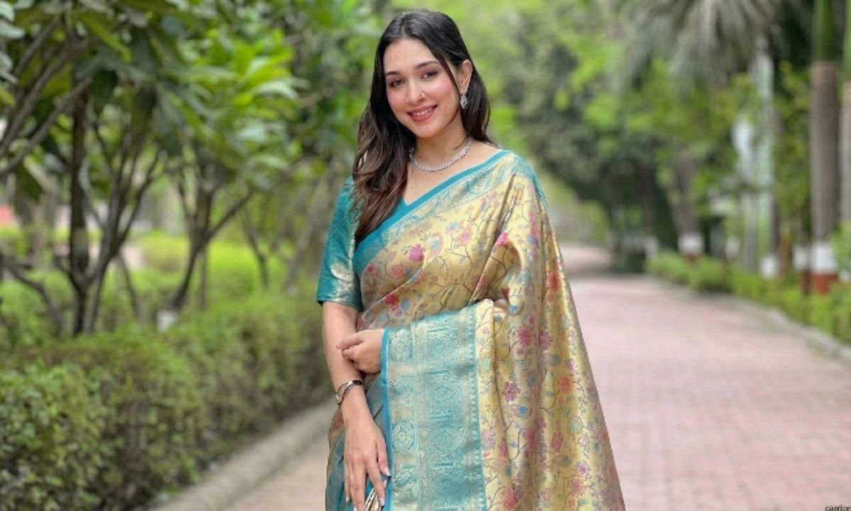 Saree Quotes for Instagram Captions in Marathi